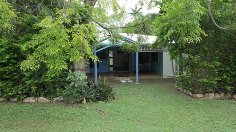 Magnetic Daze Arcadia - Accommodation Daintree 0