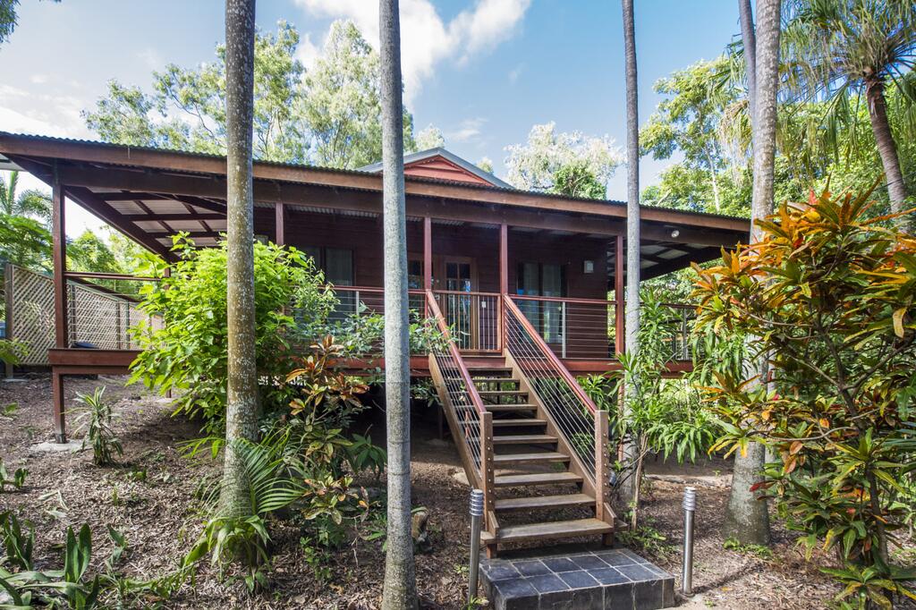Florence Bay QLD Accommodation Daintree