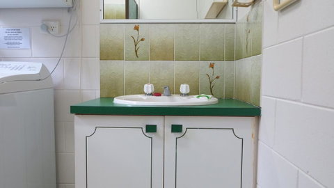 Magnetic Reef Apartments Unit 3 - Accommodation Daintree 2