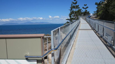 Magnetic Shores Unit 3 - Accommodation Daintree 2