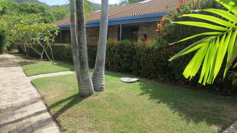 Magnetic Shores Unit 3 - Accommodation Daintree 0