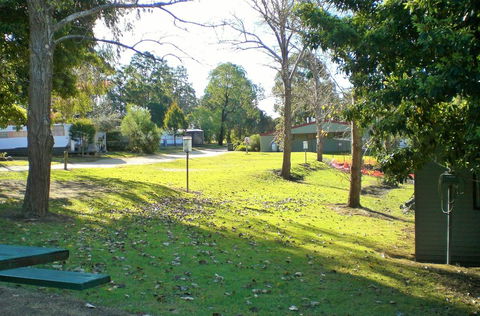 Mallacoota's Shady Gully Caravan Park - Accommodation Daintree 3