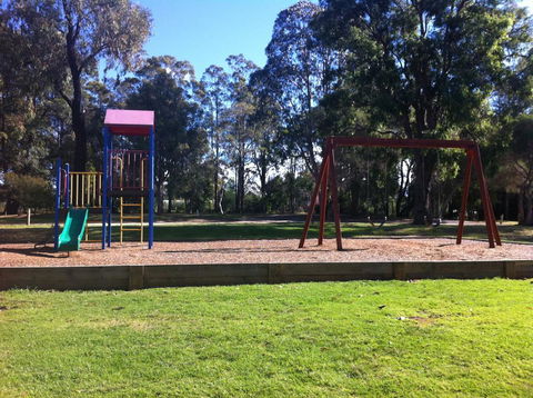 Mallacoota's Shady Gully Caravan Park - Accommodation Daintree 0