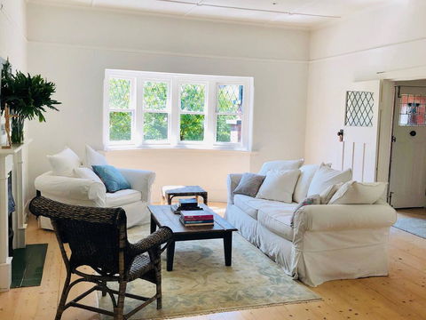 Malvern 3 Bedroom Delight - Accommodation Daintree 1