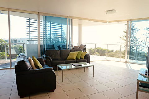 Manta Bargara - Accommodation Daintree 2