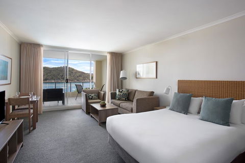 Mantra Ettalong Beach - Accommodation Daintree 2