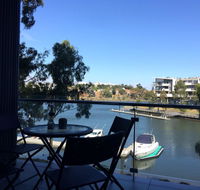 Marina View Apartment on the Maribyrnong River Melbourne - Accommodation Daintree