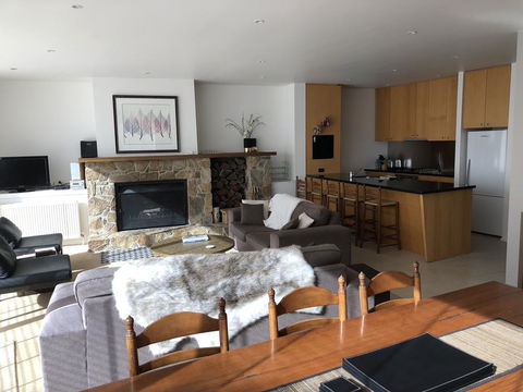 Mark II 2 West - Accommodation Daintree 2