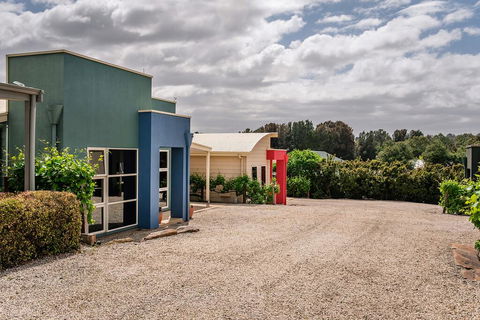 Mclaren Vale Studio Apartments - Accommodation Daintree 2