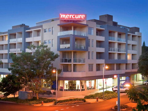 Mercure Centro Port Macquarie - Accommodation Daintree 0