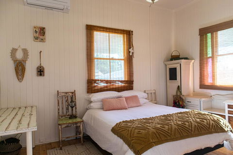Meringandan Holiday Accommodation - Accommodation Daintree 0