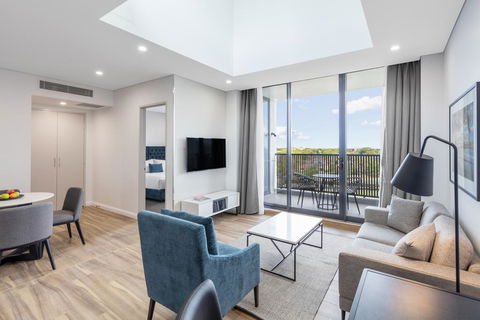 Meriton Suites Coward Street, Mascot - Accommodation Daintree 0