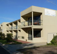 Metung Waters Motel and Apartments - Accommodation Daintree