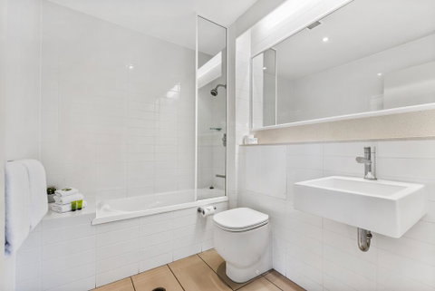 Metzo Noosa Resort - Accommodation Daintree 2