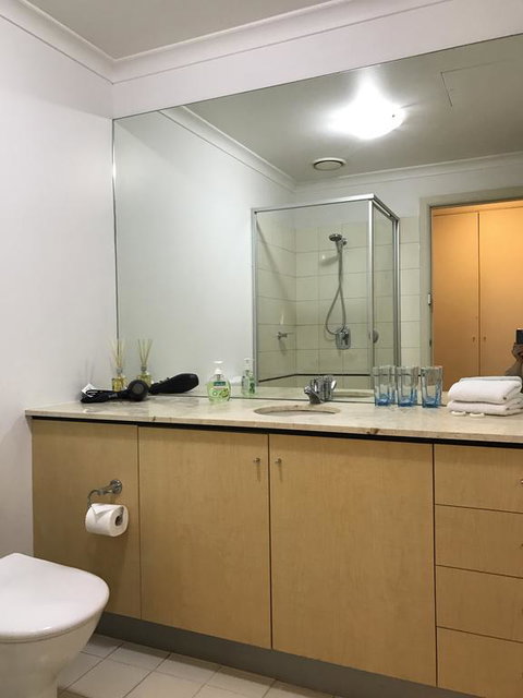 MH CBD Private Apartment @ Flinders Lane - Accommodation Daintree 3