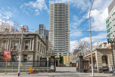 MH004 #Melbourne Central APT With City View - Accommodation Daintree 2