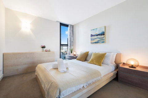 MH020 # Melbourne East Of The Sun - Accommodation Daintree 2