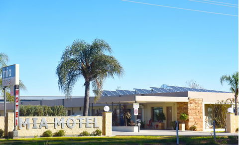 Mia Motel - Accommodation Daintree 0