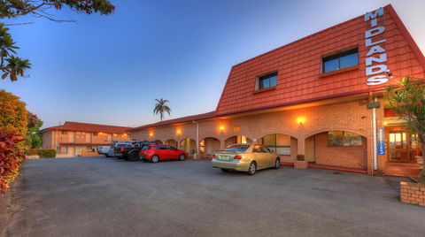 Midlands Motel - Accommodation Daintree 2