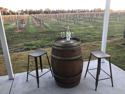 Milawa Vineyard Views - Guesthouse 1 - Accommodation Daintree 0