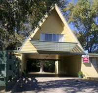 Millers Cottage Motel - Accommodation Daintree