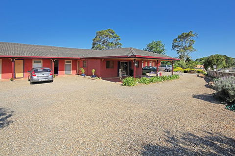 Milton Village Motel - Accommodation Daintree 2