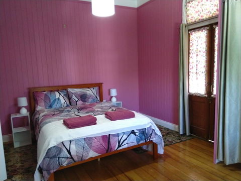Minto Colonial Accommodation - Accommodation Daintree 2