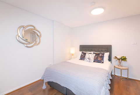 MLB48-Sydney Harbour Stunning View Studio With Free Parking - Accommodation Daintree 2