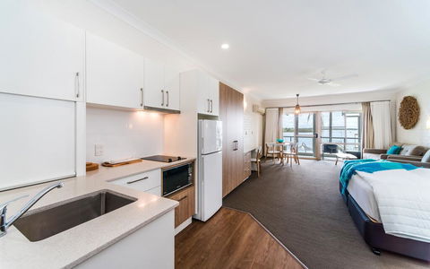 Moby Dick Waterfront Resort Motel - Accommodation Daintree 3