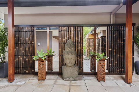 Mont Sapphire Luxury Estate - Accommodation Daintree 3