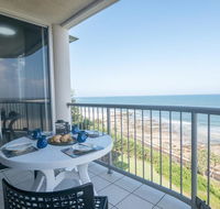 Monterey Lodge Unit 16 27 Warne Terrace. Kings Beach - Accommodation Daintree