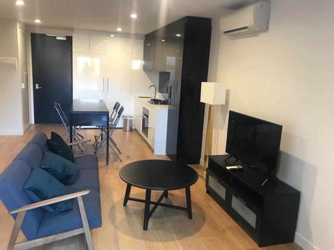 Morden Apartment In The Heart Of Howthorn East - Accommodation Daintree 0