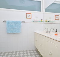 Morisset Memories - Accommodation Daintree
