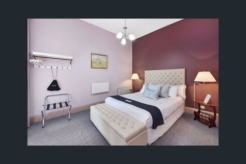 Mount Victoria Manor - Accommodation Daintree 1