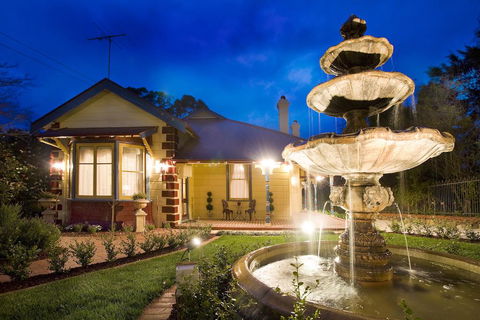 Mountain Whispers Varenna Luxury - Accommodation Daintree 1