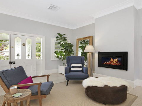 Nattai Lodge - House & Cottage In Beautiful Garden - Accommodation Daintree 2