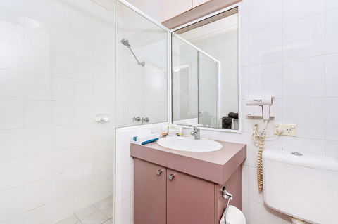 Quality Hotel Bayswater - Accommodation Daintree 19