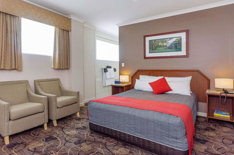Quality Hotel Bayswater - Accommodation Daintree 10