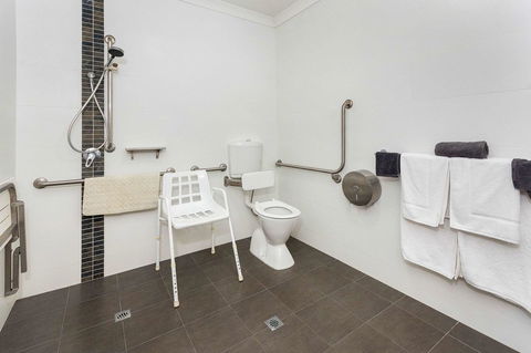 Quality Hotel Bayswater - Accommodation Daintree 8