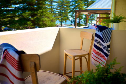 Cottesloe Artist's Beach Retreat - Accommodation Daintree 19