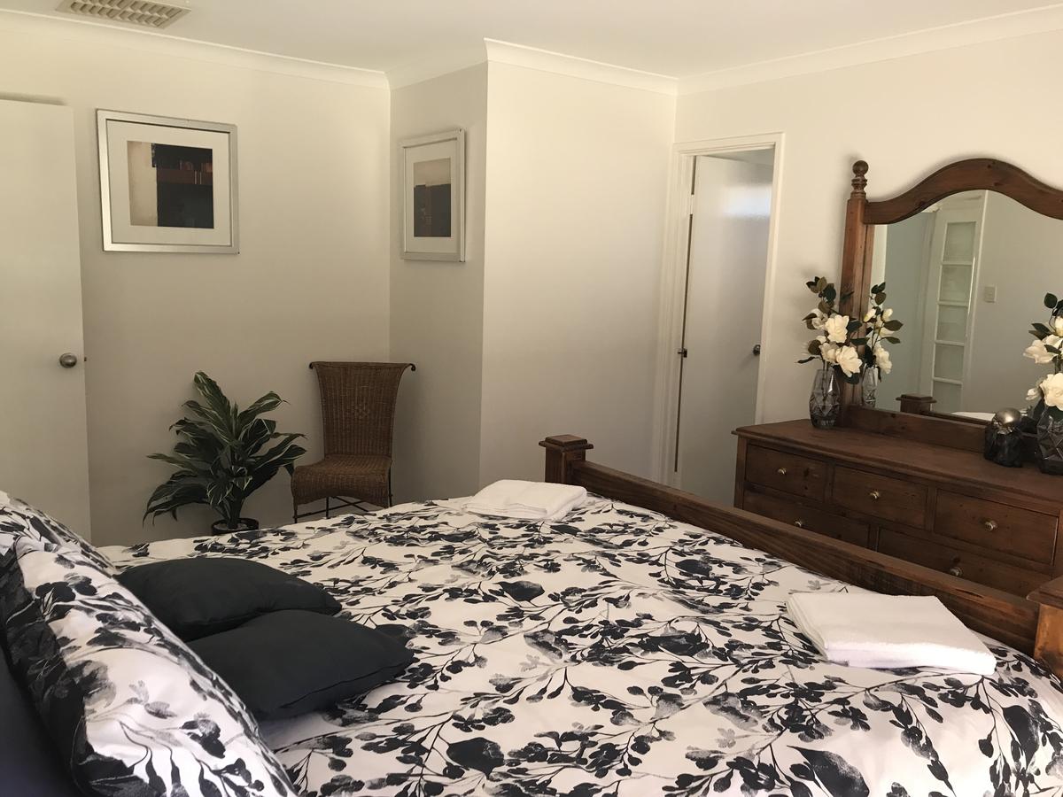 Edgewater WA Accommodation Daintree