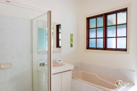 Riverglen Chalets - Accommodation Daintree 20