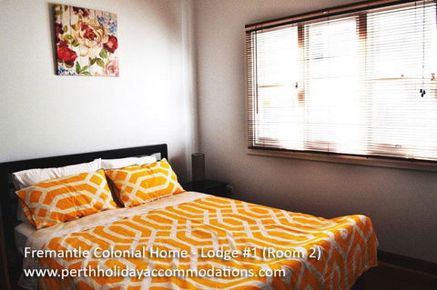 Fremantle Colonial Home - Accommodation Daintree 36