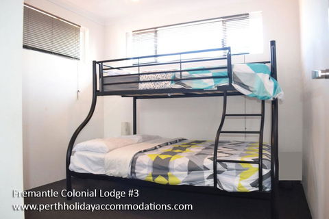 Fremantle Colonial Home - Accommodation Daintree 21