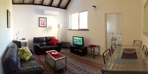 Kenata-Fairway Apartment Hotel - Accommodation Daintree 25