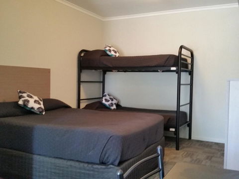 Mandurah Foreshore Motel - Accommodation Daintree 11