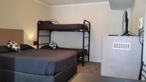 Mandurah Foreshore Motel - Accommodation Daintree 1