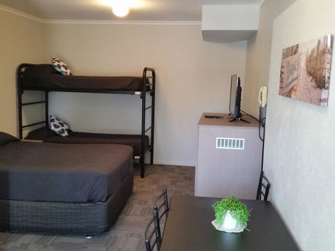 Mandurah Foreshore Motel - Accommodation Daintree 12