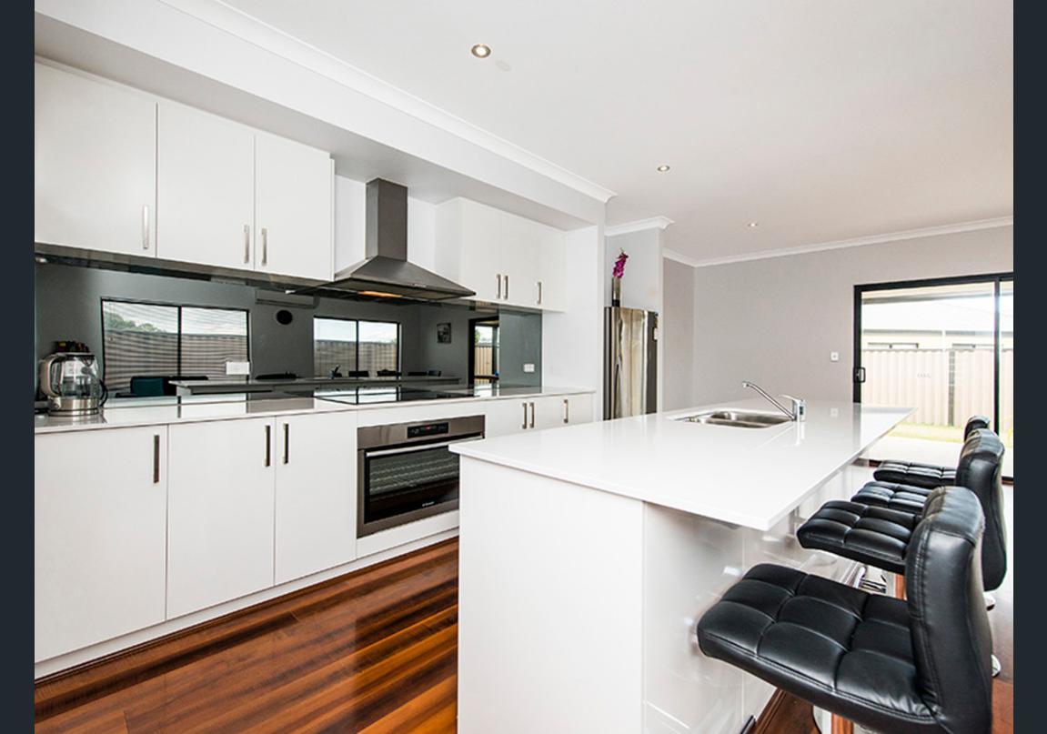 Piara Waters WA Accommodation Daintree