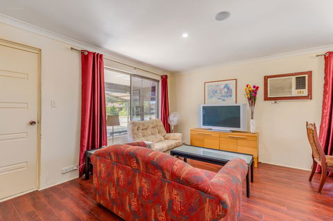 Brilliant, Neat, Convenient, Family-friendly House - Accommodation Daintree 1